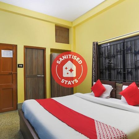 מלון כלכותה Oyo 64740 Sahu Palace מראה חיצוני תמונה