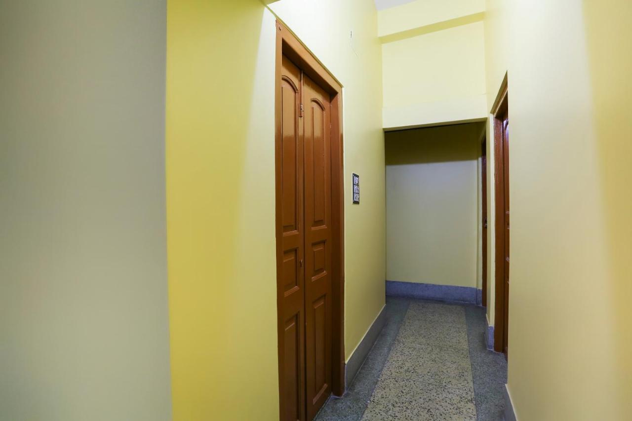 מלון כלכותה Oyo 64740 Sahu Palace מראה חיצוני תמונה