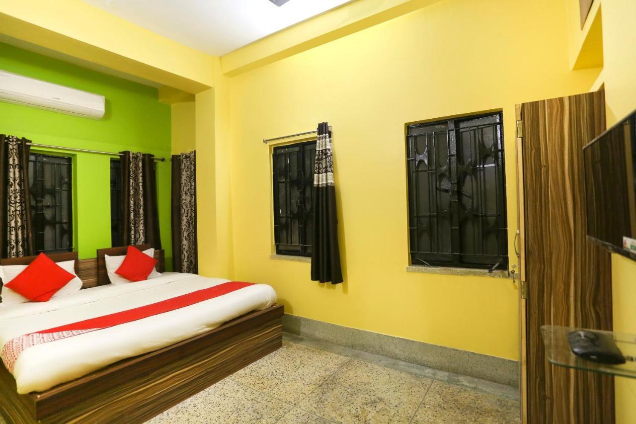 מלון כלכותה Oyo 64740 Sahu Palace מראה חיצוני תמונה