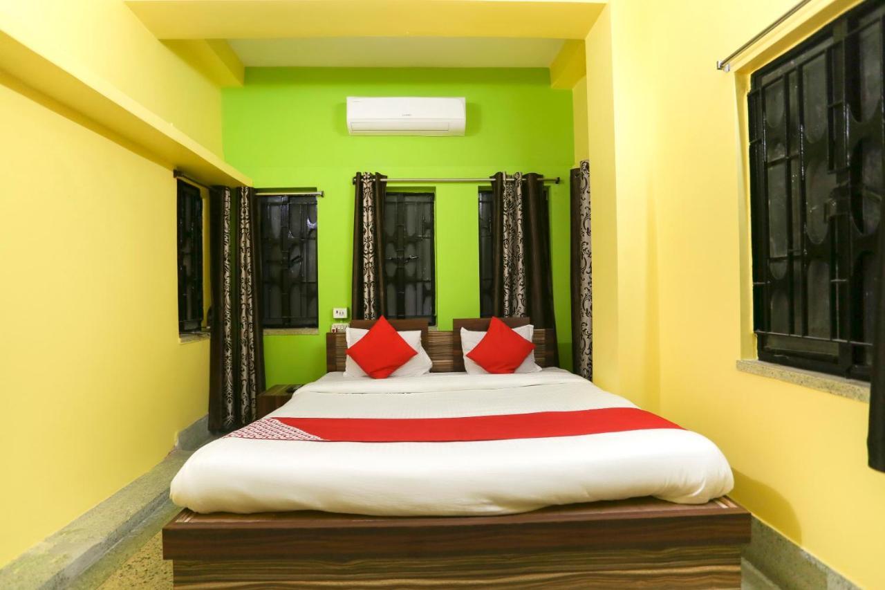 מלון כלכותה Oyo 64740 Sahu Palace מראה חיצוני תמונה
