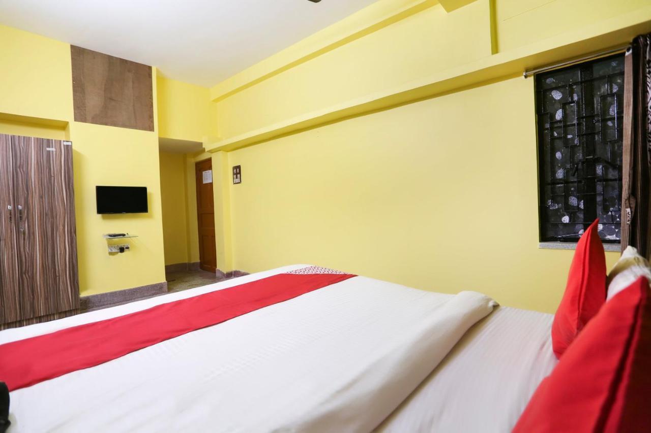 מלון כלכותה Oyo 64740 Sahu Palace מראה חיצוני תמונה
