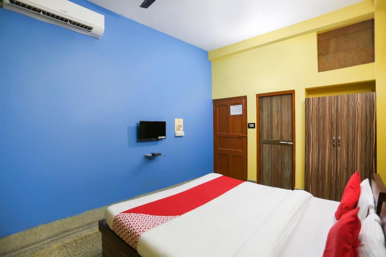 מלון כלכותה Oyo 64740 Sahu Palace מראה חיצוני תמונה