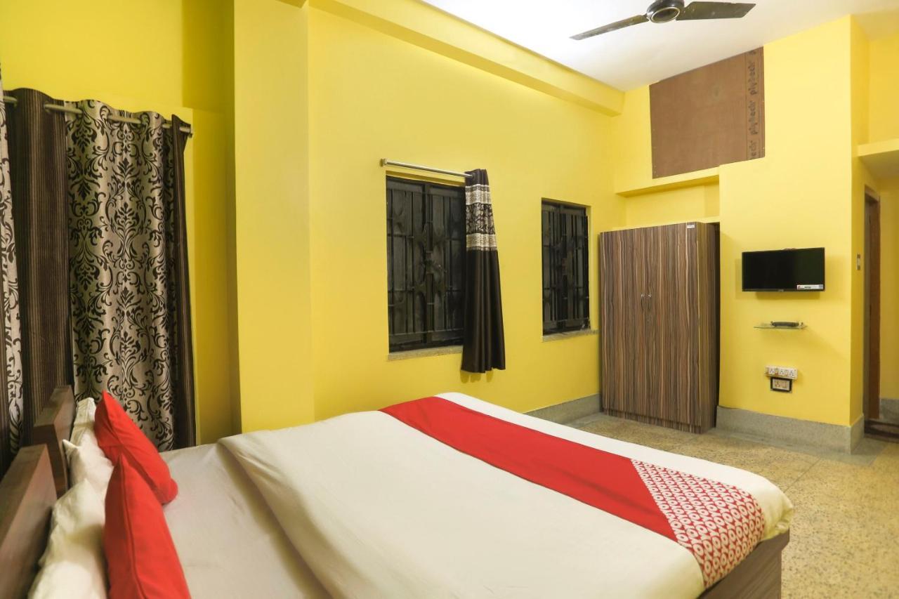 מלון כלכותה Oyo 64740 Sahu Palace מראה חיצוני תמונה