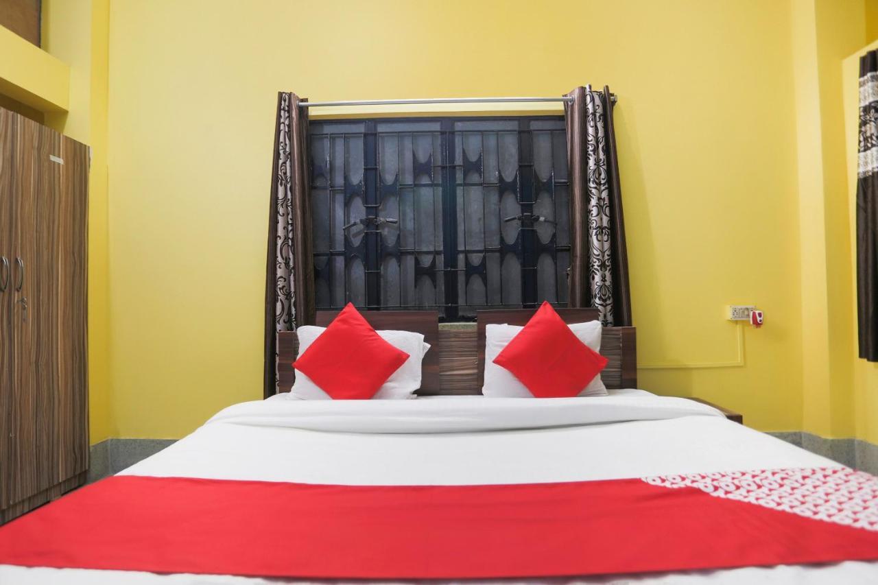 מלון כלכותה Oyo 64740 Sahu Palace מראה חיצוני תמונה