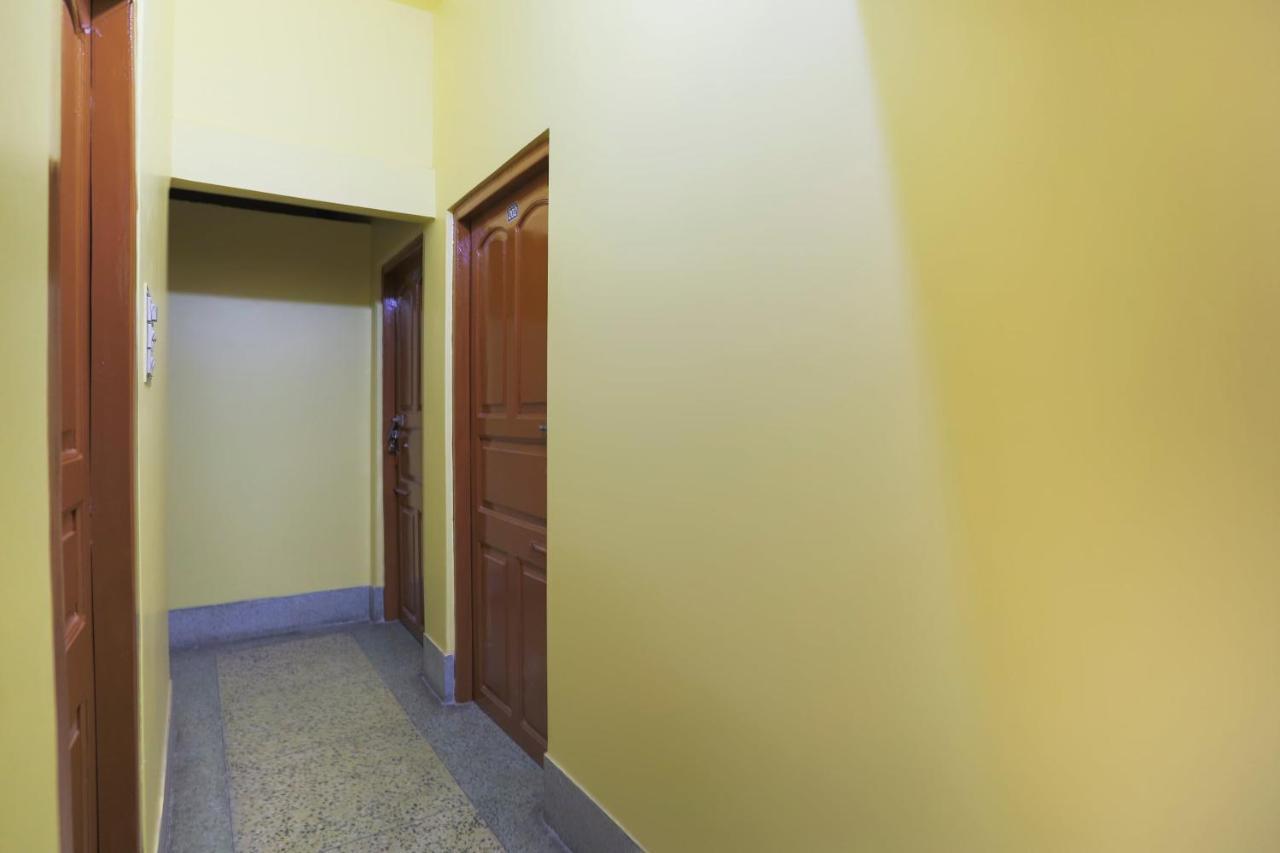 מלון כלכותה Oyo 64740 Sahu Palace מראה חיצוני תמונה