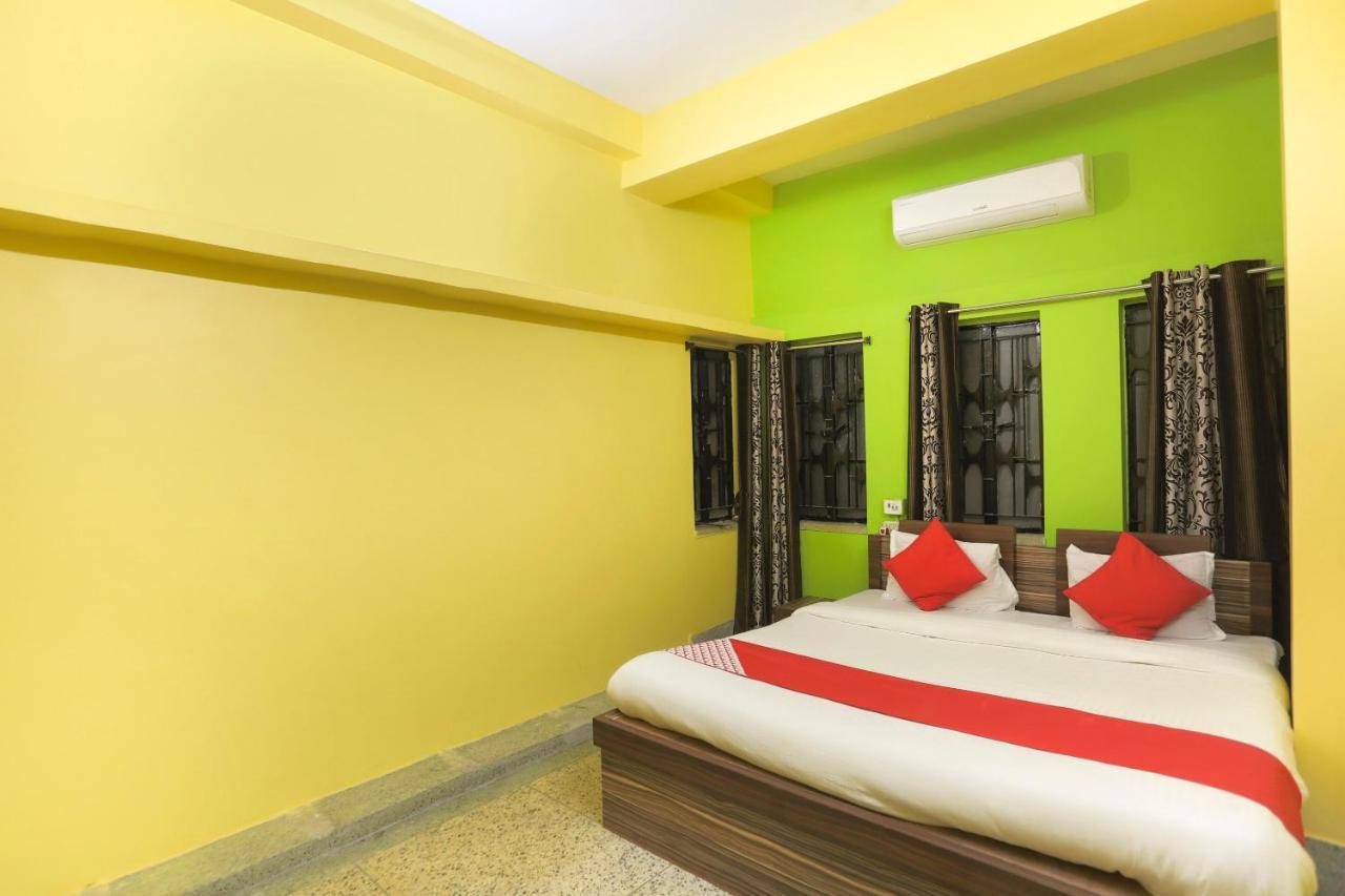 מלון כלכותה Oyo 64740 Sahu Palace מראה חיצוני תמונה