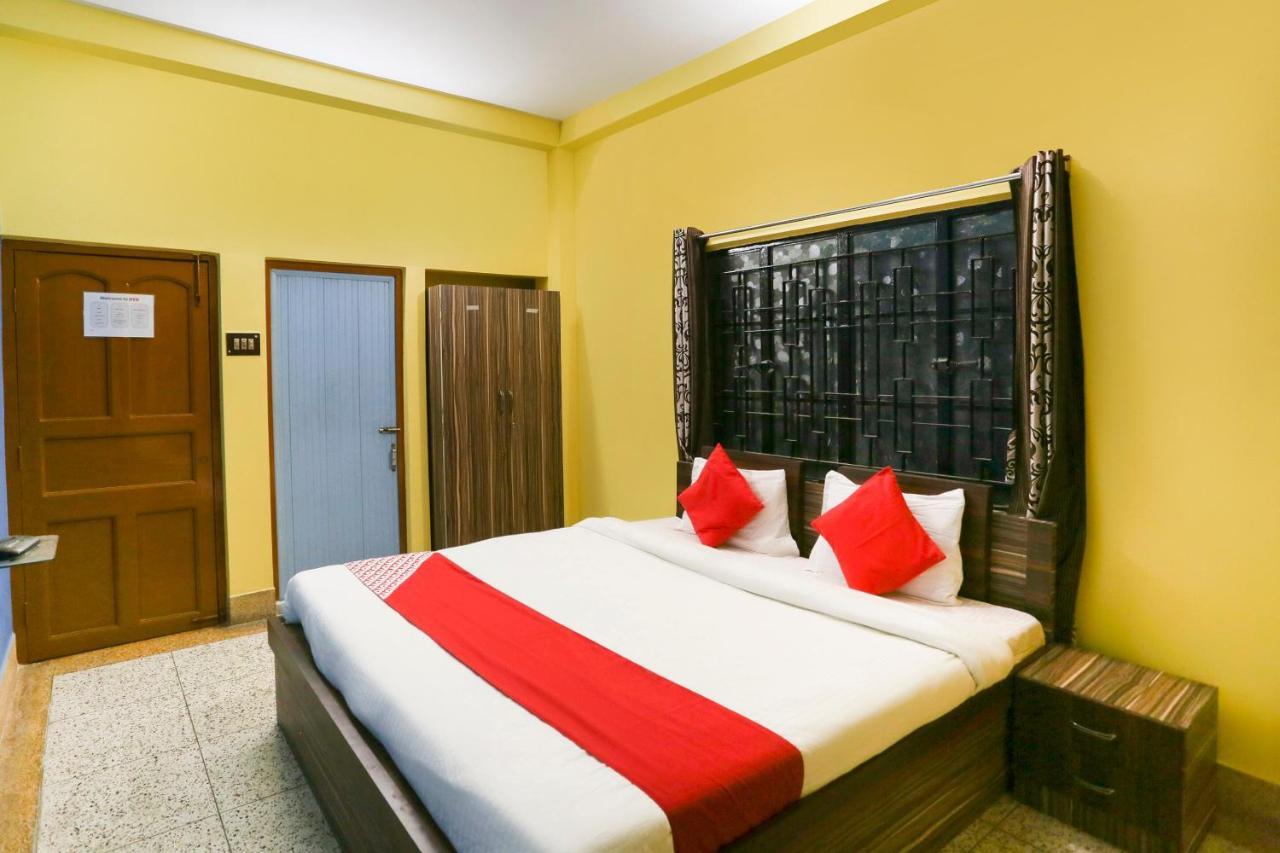 מלון כלכותה Oyo 64740 Sahu Palace מראה חיצוני תמונה